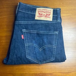 Levi’s 511 - Dark Straight Jean